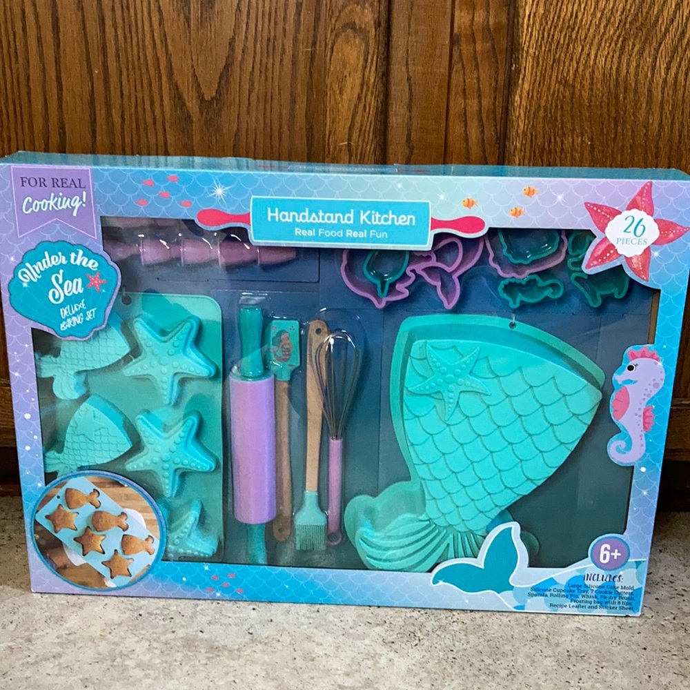 Under the Sea baking set NEW